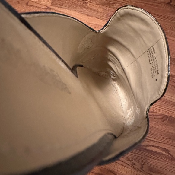 Michael Kors Embossed Natasha Slide - Picture 6 of 8